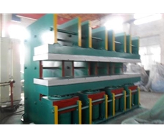 河南600T鄂式硫化機(jī)